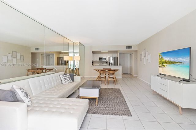 2301 Collins Ave 404, Miami Beach, FL 33139