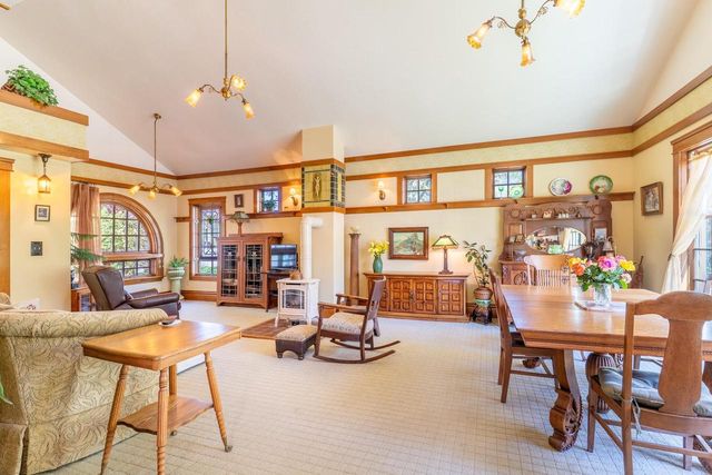 612 N MAIN STREET, Oconto Falls, WI 54154