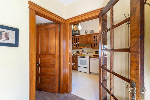 612 N MAIN STREET, Oconto Falls, WI 54154