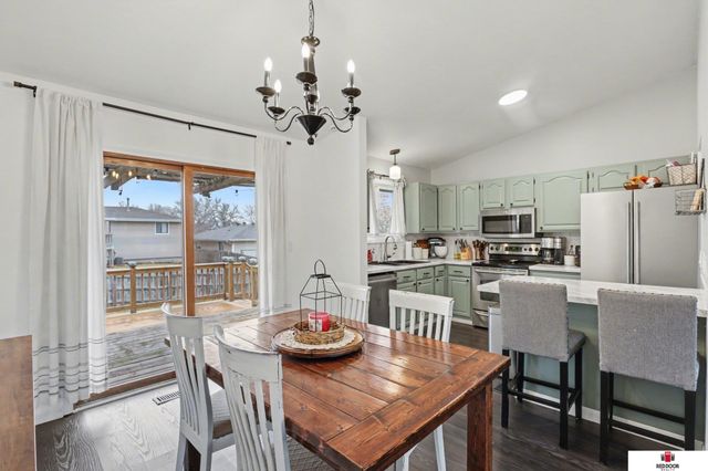 5216 Ascot Circle, Lincoln, NE 68516