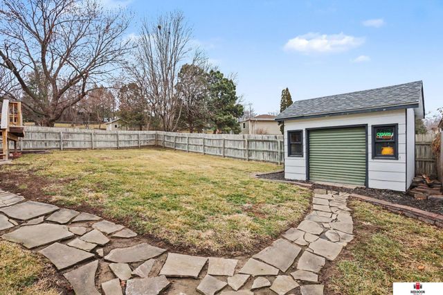 5216 Ascot Circle, Lincoln, NE 68516