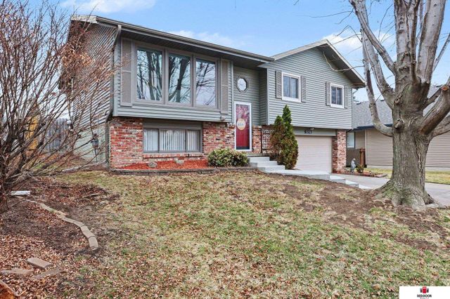 5216 Ascot Circle, Lincoln, NE 68516