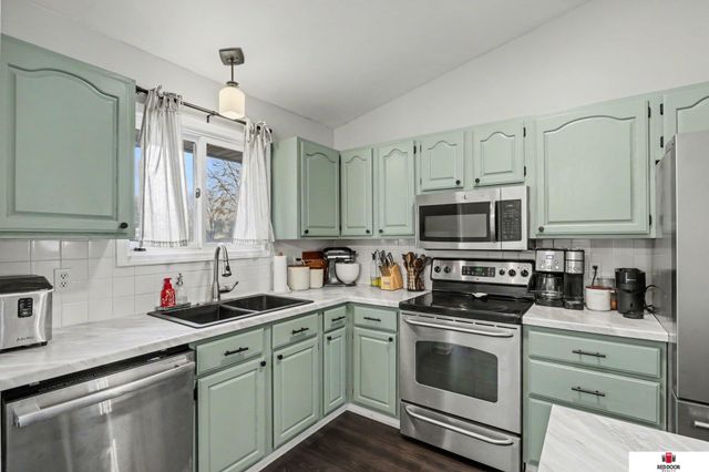 5216 Ascot Circle, Lincoln, NE 68516