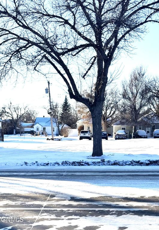 917 Main Street, Williston, ND 58801