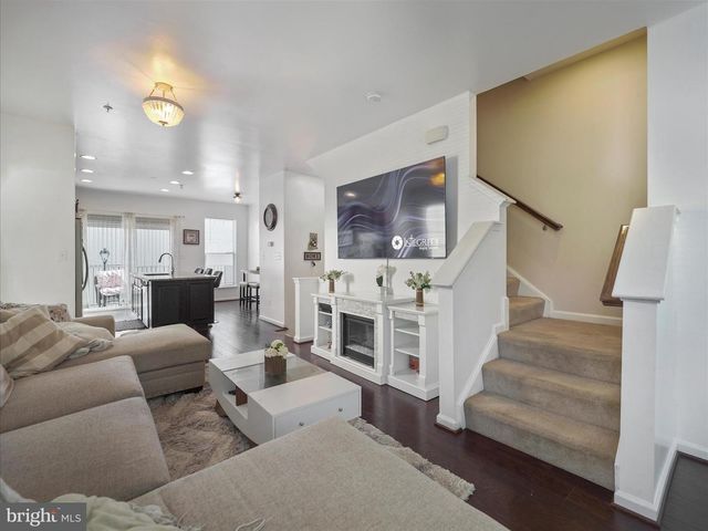 22467 GLENBOW WAY #2101, Clarksburg, MD 20871