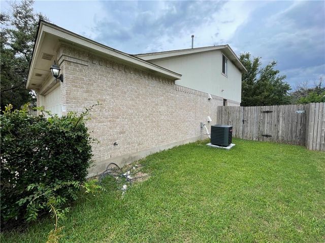 3454 Flowstone LN, Round Rock, TX 78681