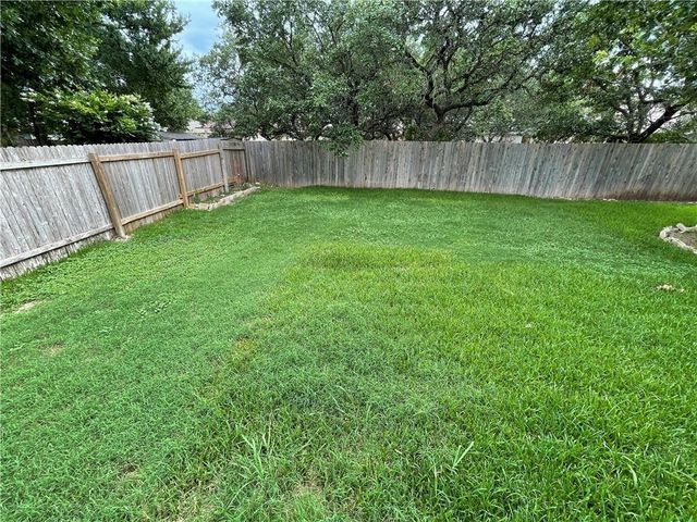 3454 Flowstone LN, Round Rock, TX 78681