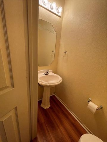 3454 Flowstone LN, Round Rock, TX 78681