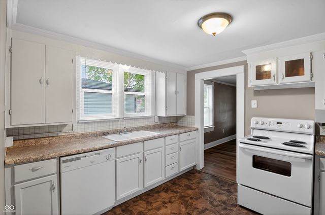 1026 E Third Street, Greenfield, IN 46140