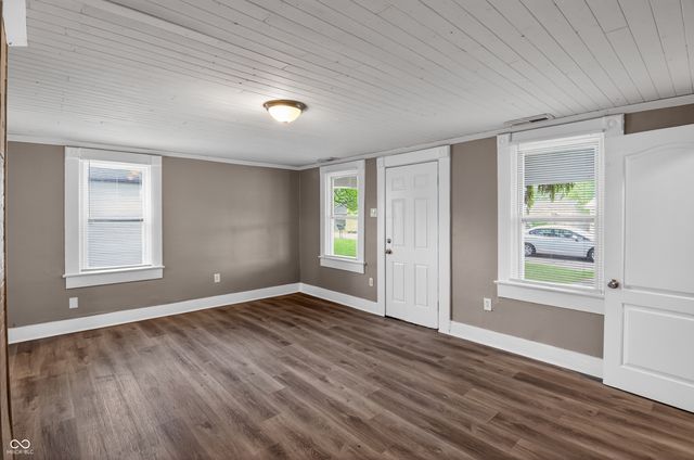 1026 E Third Street, Greenfield, IN 46140