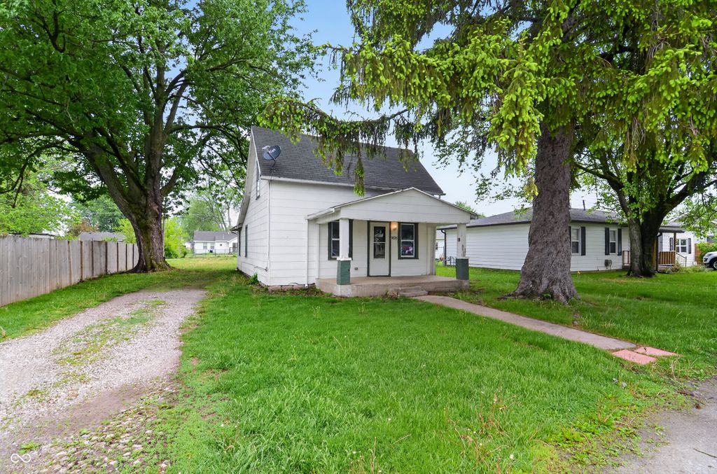 1026 E Third Street, Greenfield, IN 46140