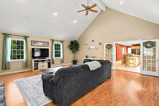 11 Burnham Avenue, Nashua, NH 03064