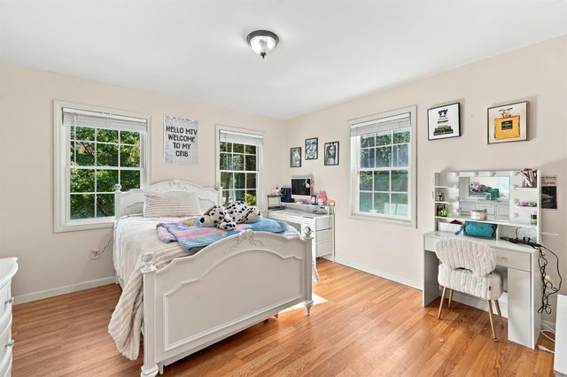 11 Burnham Avenue, Nashua, NH 03064