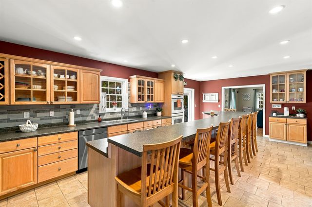 11 Burnham Avenue, Nashua, NH 03064