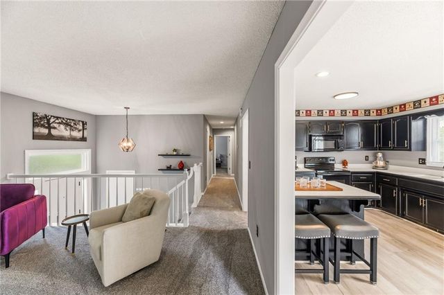 1709 Park Lane, Kearney, MO 64060