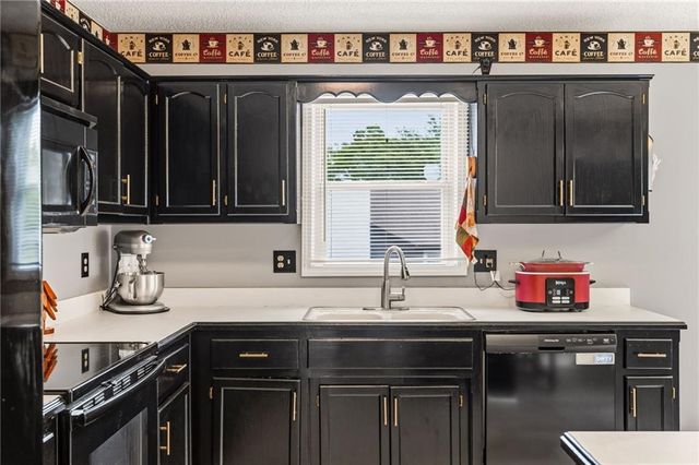 1709 Park Lane, Kearney, MO 64060