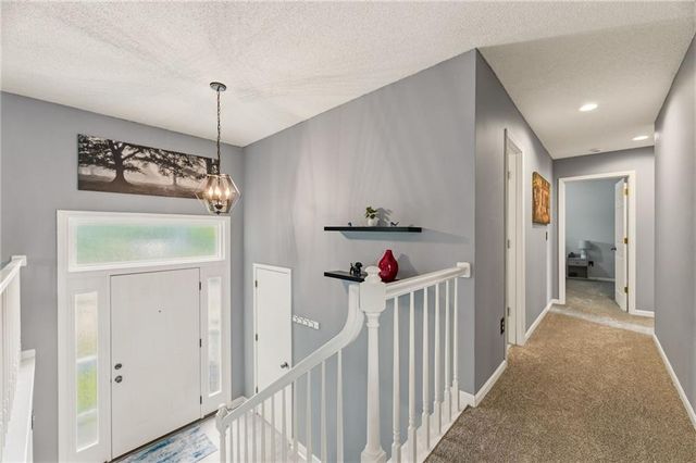 1709 Park Lane, Kearney, MO 64060