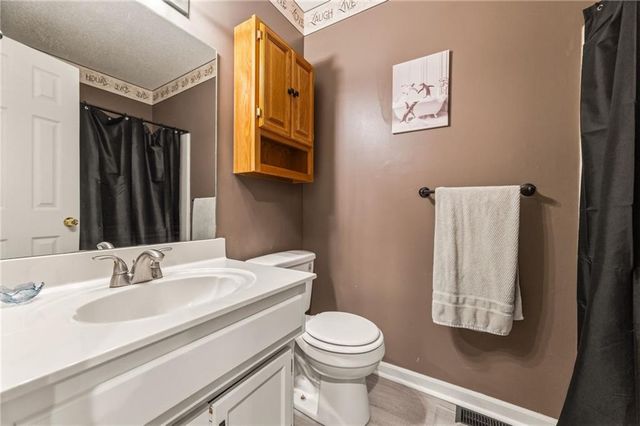 1709 Park Lane, Kearney, MO 64060