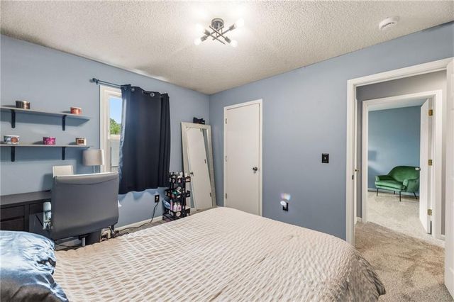 1709 Park Lane, Kearney, MO 64060