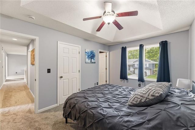 1709 Park Lane, Kearney, MO 64060