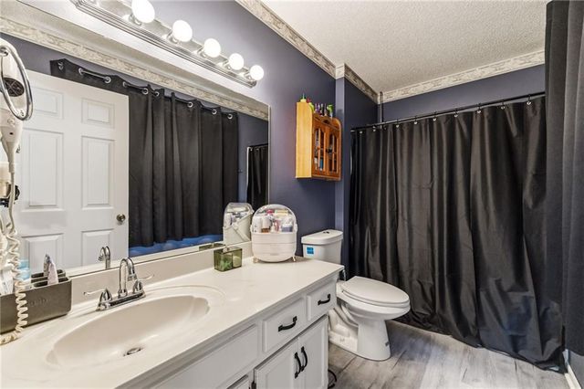 1709 Park Lane, Kearney, MO 64060