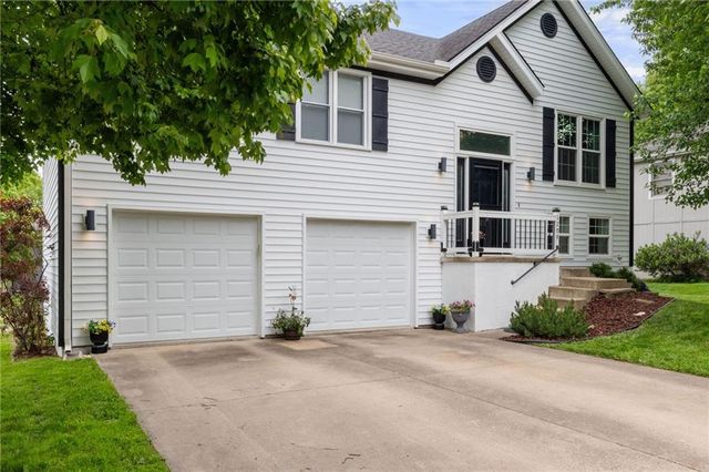 1709 Park Lane, Kearney, MO 64060