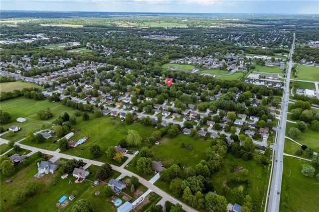 1709 Park Lane, Kearney, MO 64060