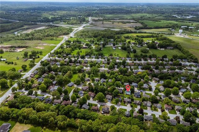 1709 Park Lane, Kearney, MO 64060