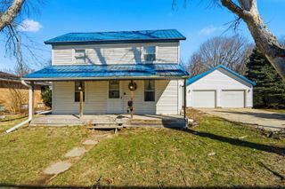 708 SE 3rd Street, Independence, IA 50644