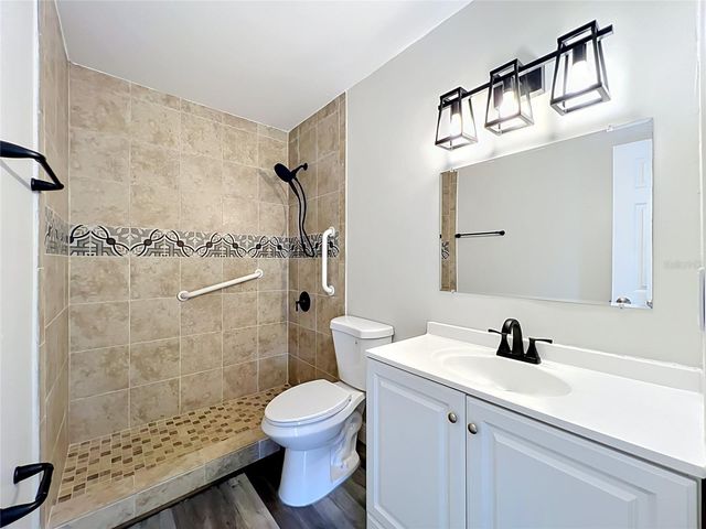 1500 S SUMMERLIN AVENUE, Sanford, FL 32771