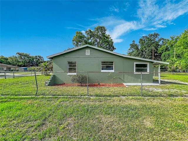 1500 S SUMMERLIN AVENUE, Sanford, FL 32771