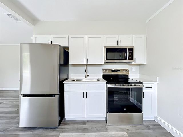 1500 S SUMMERLIN AVENUE, Sanford, FL 32771