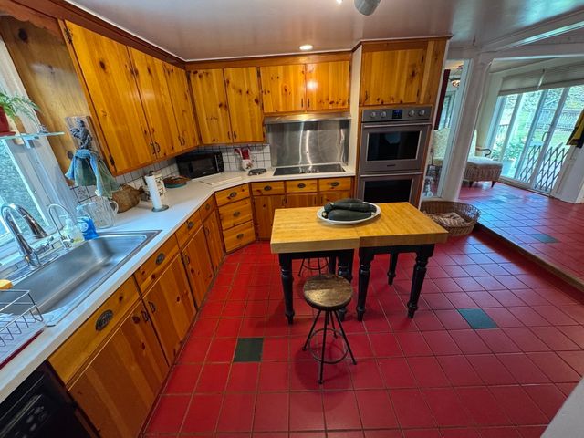 5 Hillside St., Framingham, MA 01701