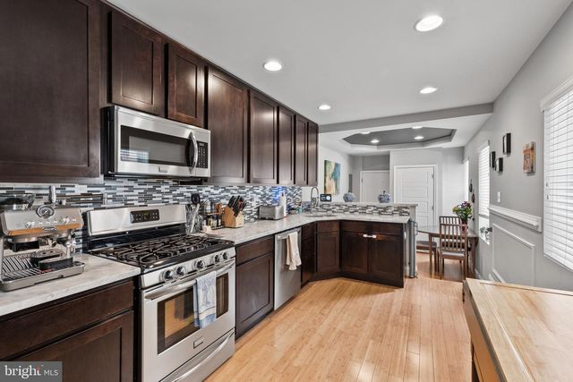 1729 BANK ST, Baltimore, MD 21231