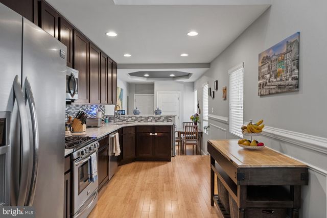 1729 BANK ST, Baltimore, MD 21231