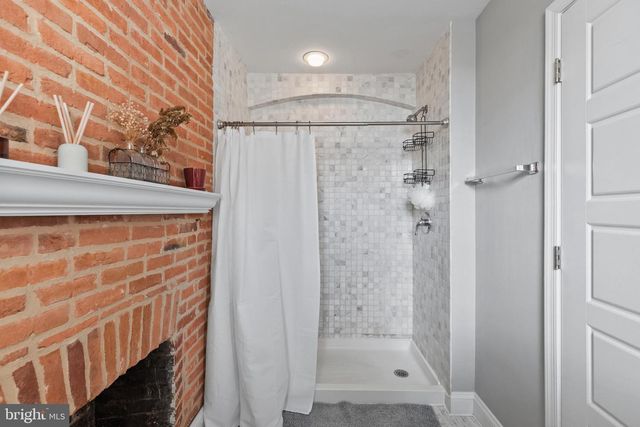 1729 BANK ST, Baltimore, MD 21231