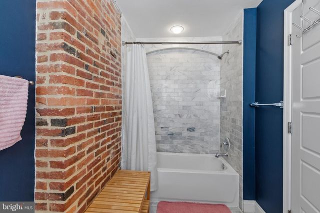 1729 BANK ST, Baltimore, MD 21231