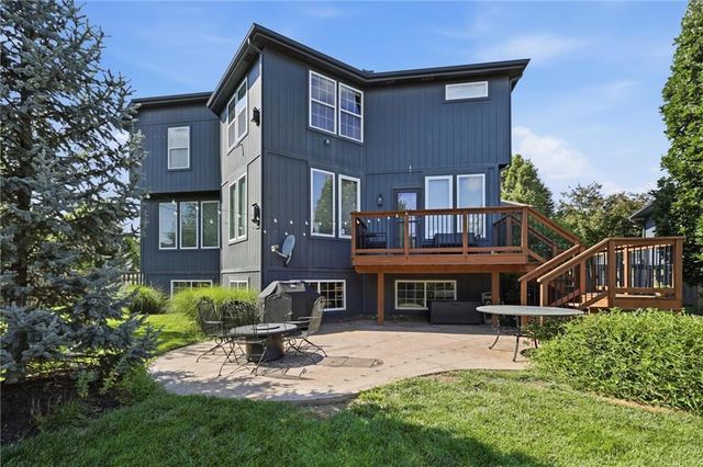 5911 Theden Street, Shawnee, KS 66218