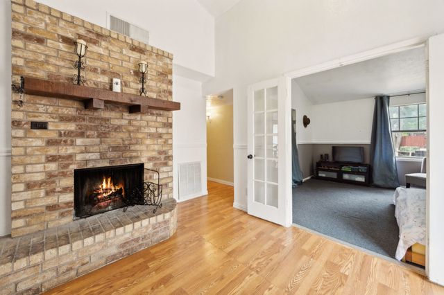 3812 Longmeadow Way, Fort Worth, TX 76133