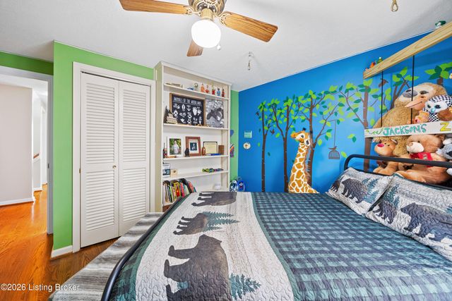 10204 Hearthstone Ct, Louisville, KY 40272