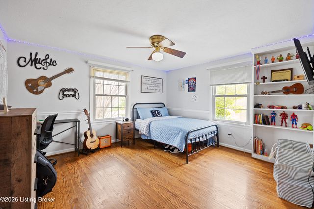 10204 Hearthstone Ct, Louisville, KY 40272