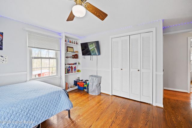 10204 Hearthstone Ct, Louisville, KY 40272