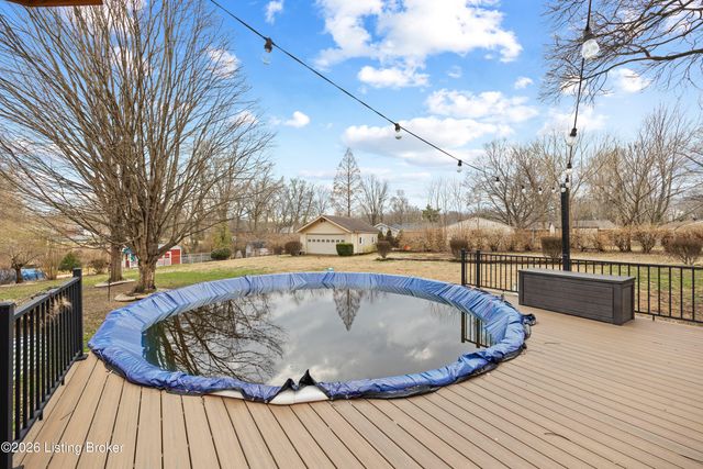 10204 Hearthstone Ct, Louisville, KY 40272