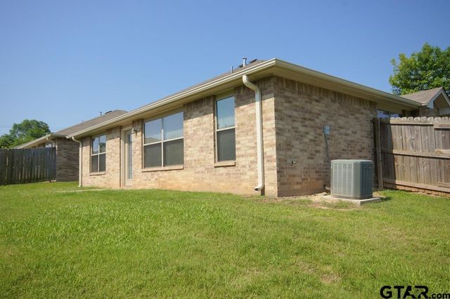 703 Memory Ln, Whitehouse, TX 75791