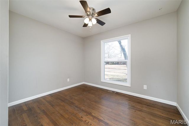 700 Sherwood Drive, Florissant, MO 63031