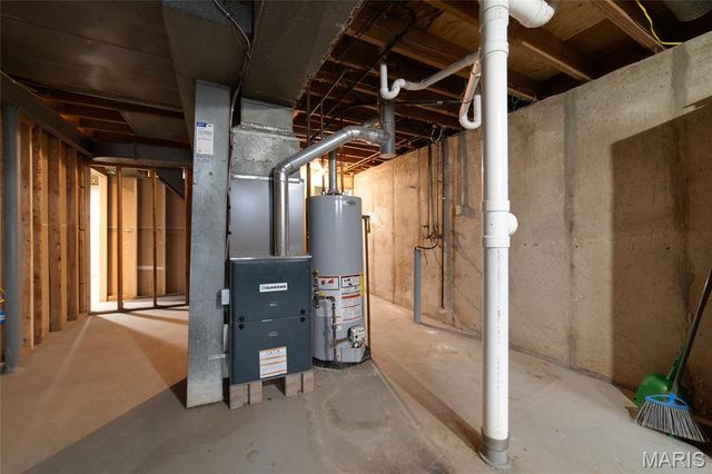 700 Sherwood Drive, Florissant, MO 63031