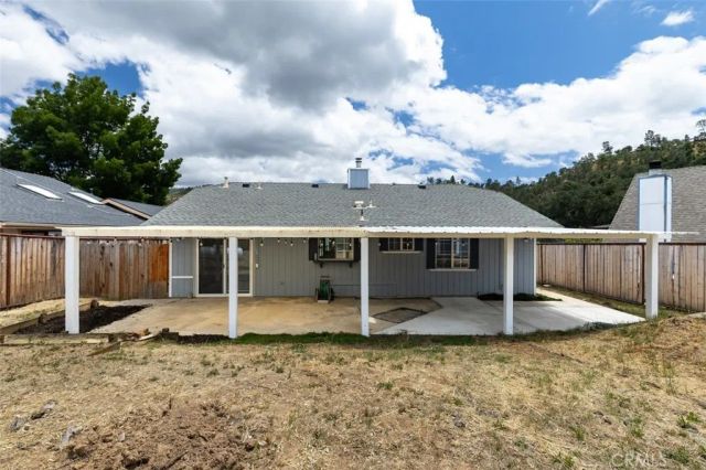 2761 Chaparral Lane, Paso Robles, CA 93446