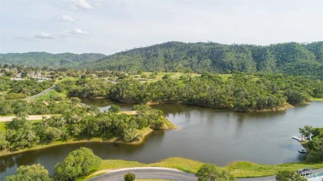 2761 Chaparral Lane, Paso Robles, CA 93446