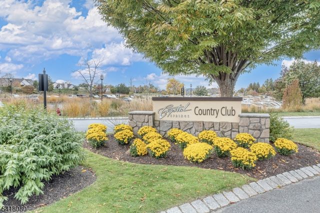 5 Bramble Ct, Hardyston Twp., NJ 07419