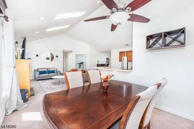 5 Bramble Ct, Hardyston Twp., NJ 07419